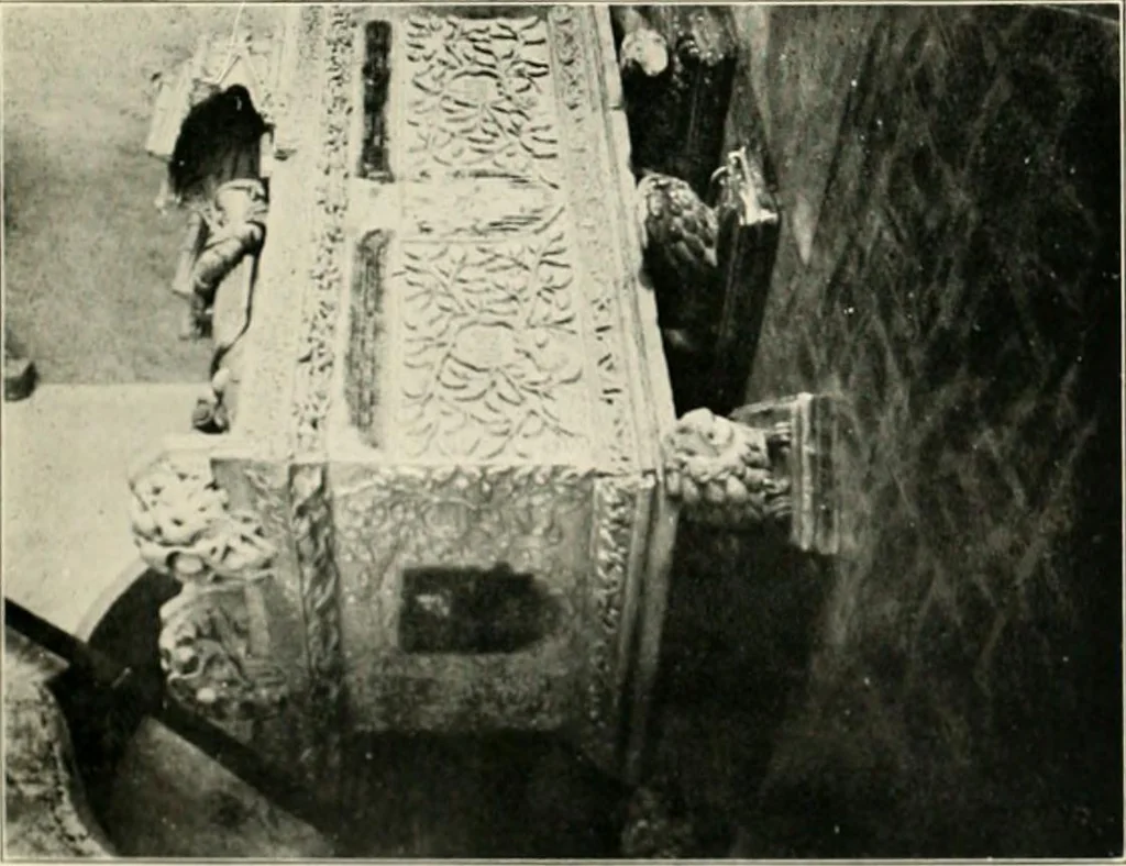 An illustration from Portuguese architecture, 1908, leaf 168