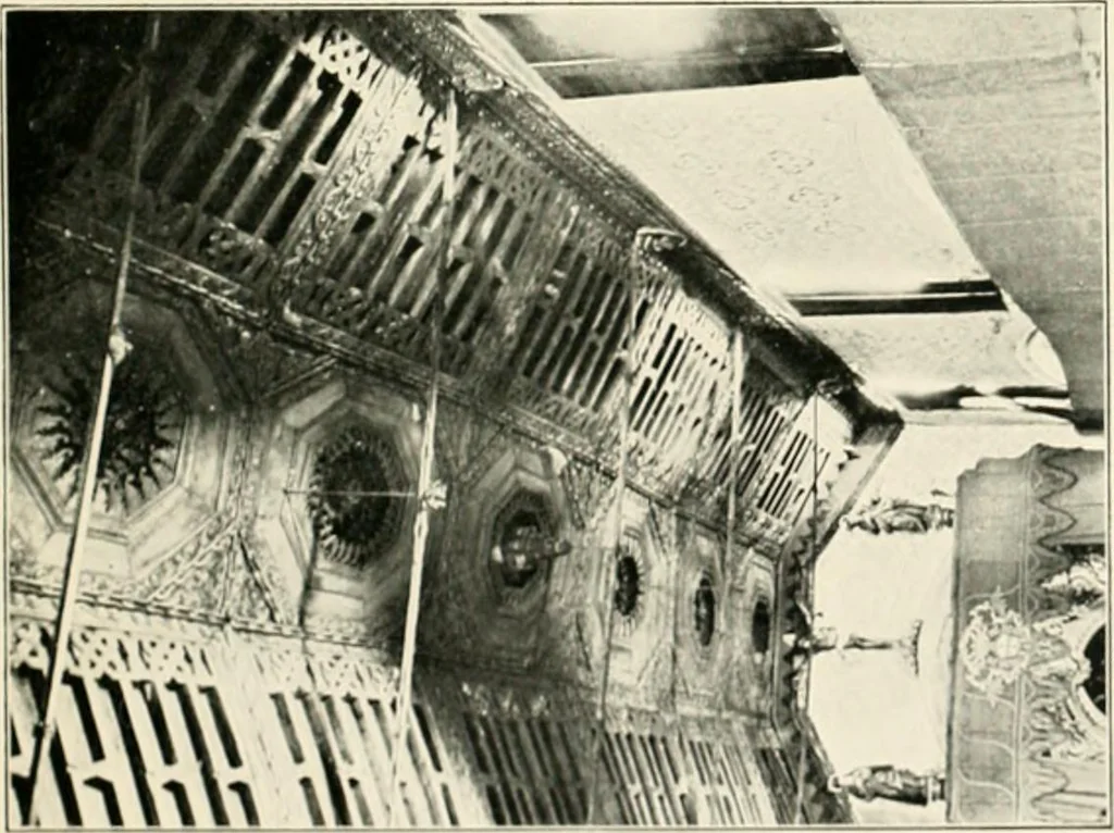 An illustration from Portuguese architecture, 1908, leaf 216