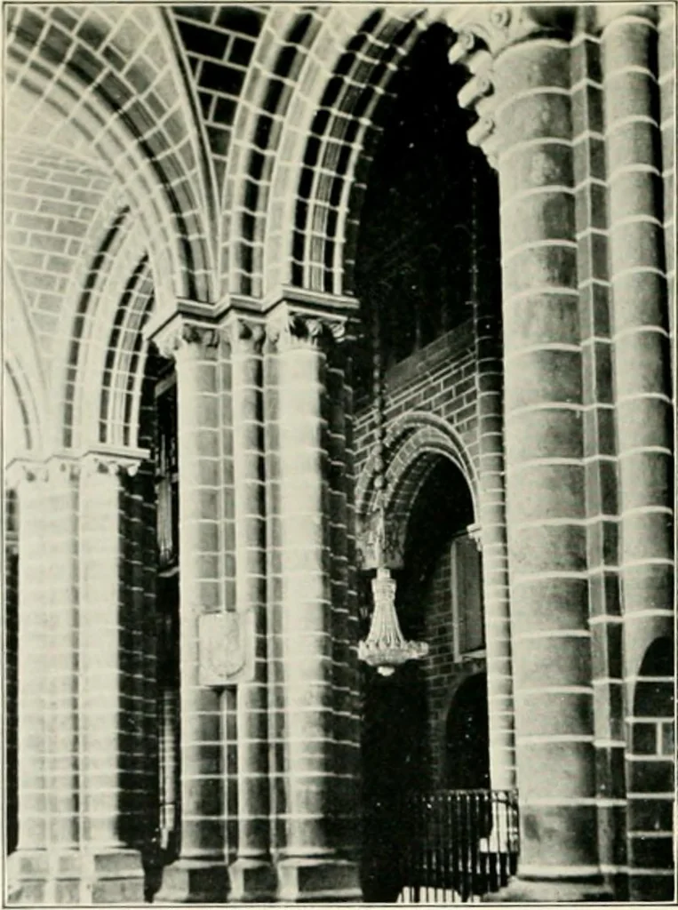 An illustration from Portuguese architecture, 1908, leaf 98