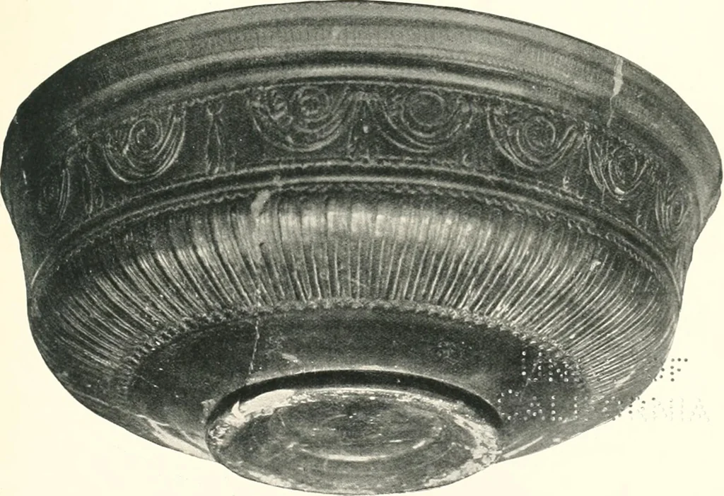 An illustration from The pottery found at Silchester : a descriptive account of the pottery recovered during the excavations on the site of the Romano-British city of Calleva Atrebatum at Silchester, Hants., and deposited in the Reading Museum, 1916, leaf 354