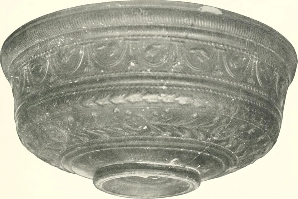 An illustration from The pottery found at Silchester : a descriptive account of the pottery recovered during the excavations on the site of the Romano-British city of Calleva Atrebatum at Silchester, Hants., and deposited in the Reading Museum, 1916, leaf 356