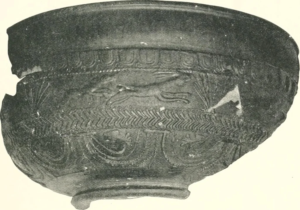An illustration from The pottery found at Silchester : a descriptive account of the pottery recovered during the excavations on the site of the Romano-British city of Calleva Atrebatum at Silchester, Hants., and deposited in the Reading Museum, 1916, leaf 378
