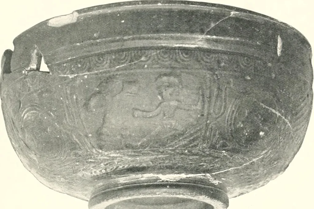 An illustration from The pottery found at Silchester : a descriptive account of the pottery recovered during the excavations on the site of the Romano-British city of Calleva Atrebatum at Silchester, Hants., and deposited in the Reading Museum, 1916, leaf 380