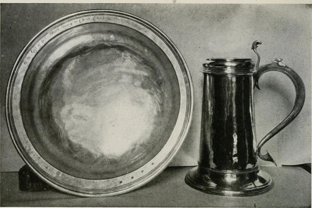 An illustration from The practical book of early American arts and crafts, 1916, leaf 225