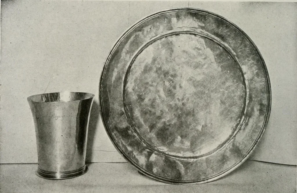 An illustration from The practical book of early American arts and crafts, 1916, leaf 225