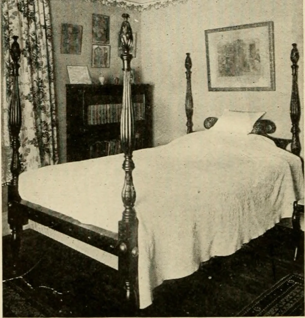 An illustration from The practical book of period furniture, treating of furniture of the English, American colonial and post-colonial and principal French periods, 1914, leaf 43