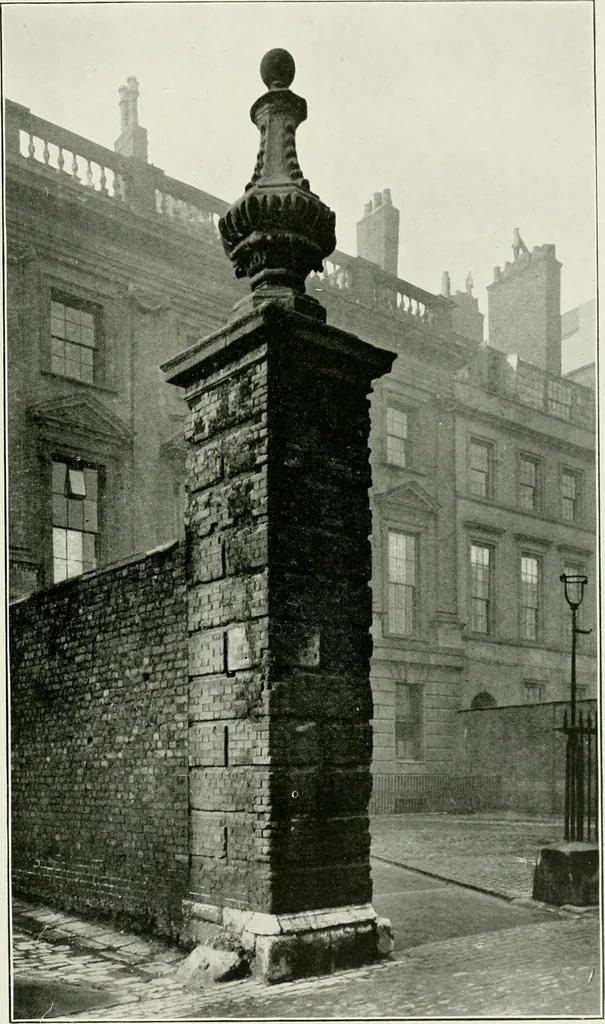 An illustration from The practical exemplar of architecture, 1907, leaf 144