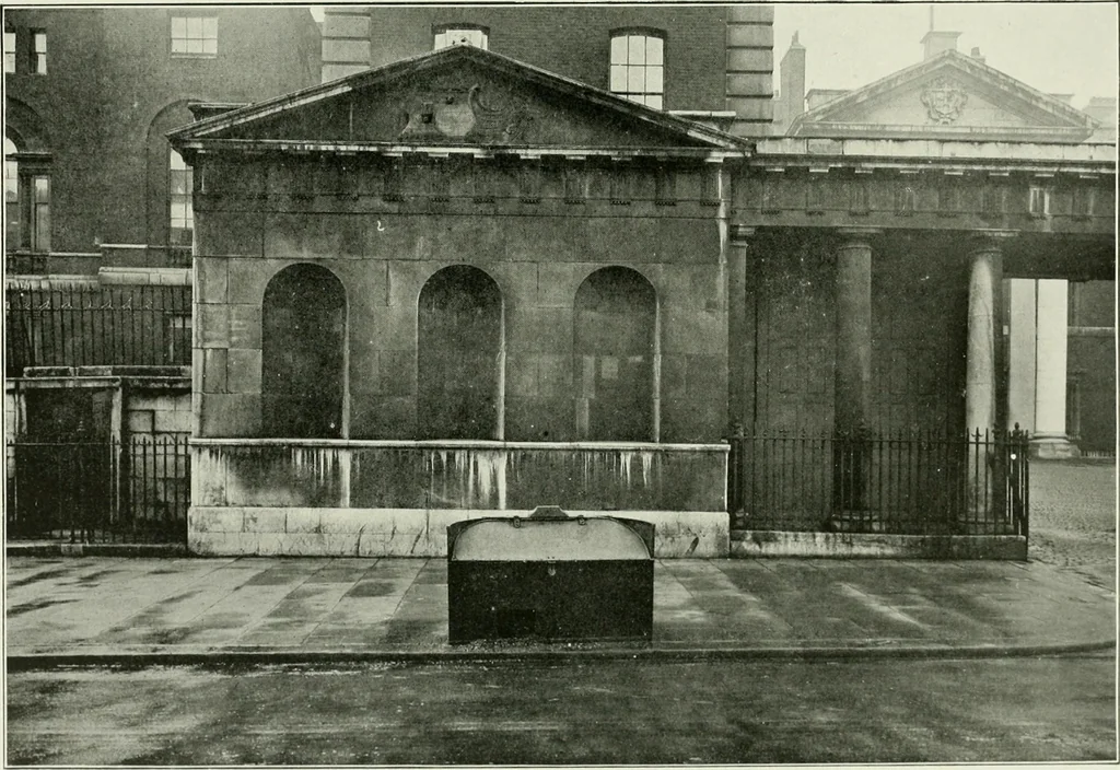 An illustration from The practical exemplar of architecture, 1907, leaf 206