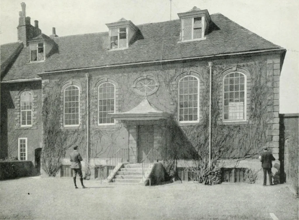 An illustration from The practical exemplar of architecture, 1907, leaf 4