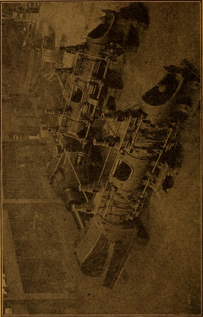 An illustration from Practical hand book of gas, oil and steam engines, stationary, marine, traction; gas burners, oil burners, etc.; farm, traction, automobile, locomotive; a simple, practical and comprehensive book on the construction, operation and repair of all kinds of engines, 1916, leaf 121