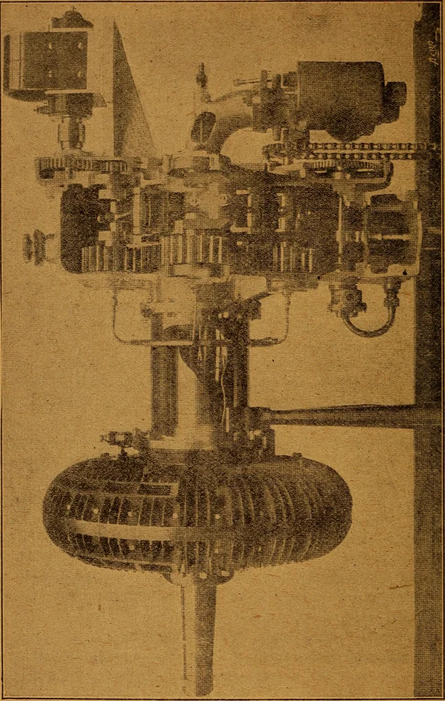 An illustration from Practical hand book of gas, oil and steam engines, stationary, marine, traction; gas burners, oil burners, etc.; farm, traction, automobile, locomotive; a simple, practical and comprehensive book on the construction, operation and repair of all kinds of engines, 1916, leaf 209