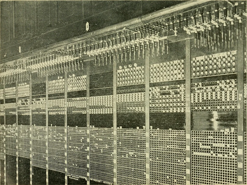 An illustration from The practical telephone handbook and guide to the telephonic exchange, 1906, leaf 255