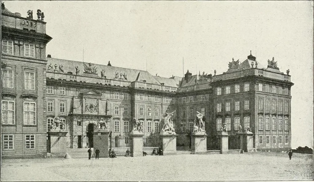 An illustration from Prague, 1907, leaf 44