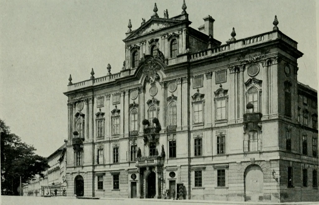 An illustration from Praha barokní, 1915, leaf 84