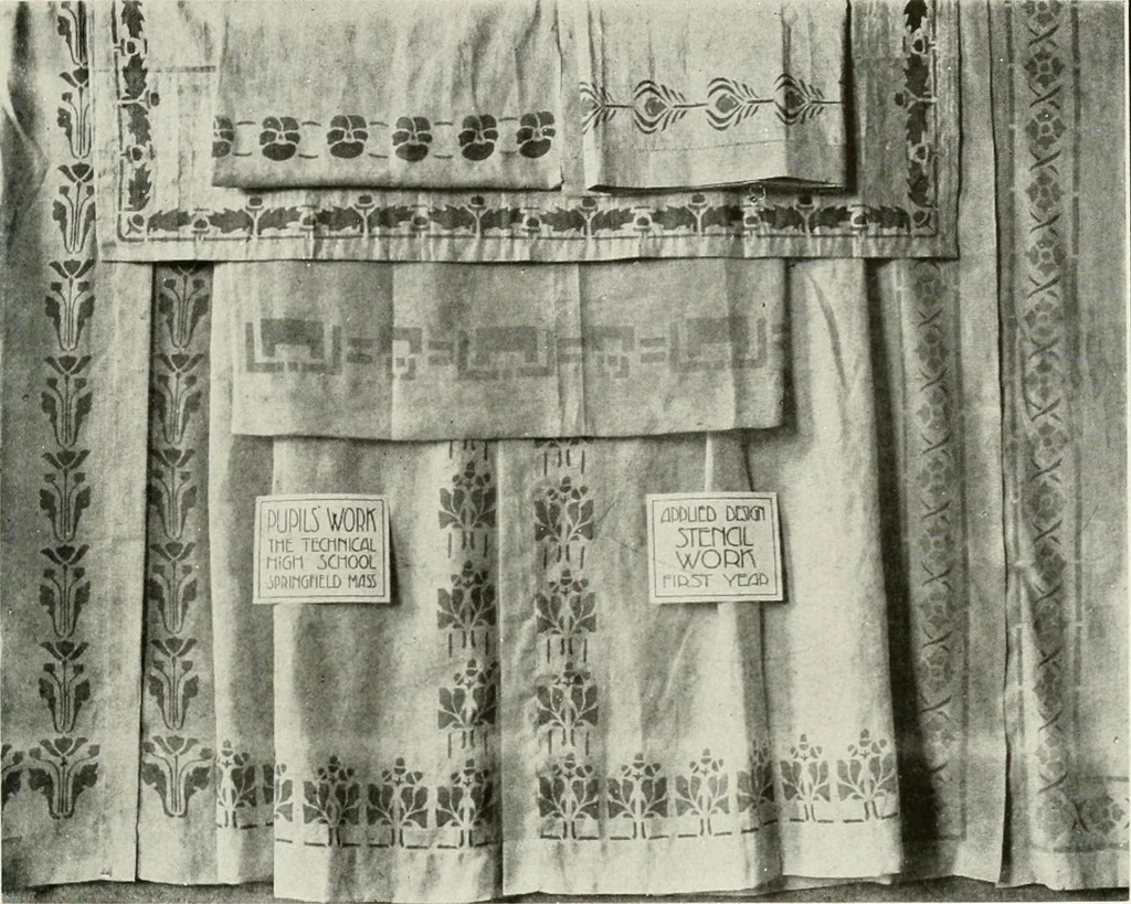 An illustration from Present status of drawing and art in the elementary and secondary schools of the United States, 1914, leaf 422