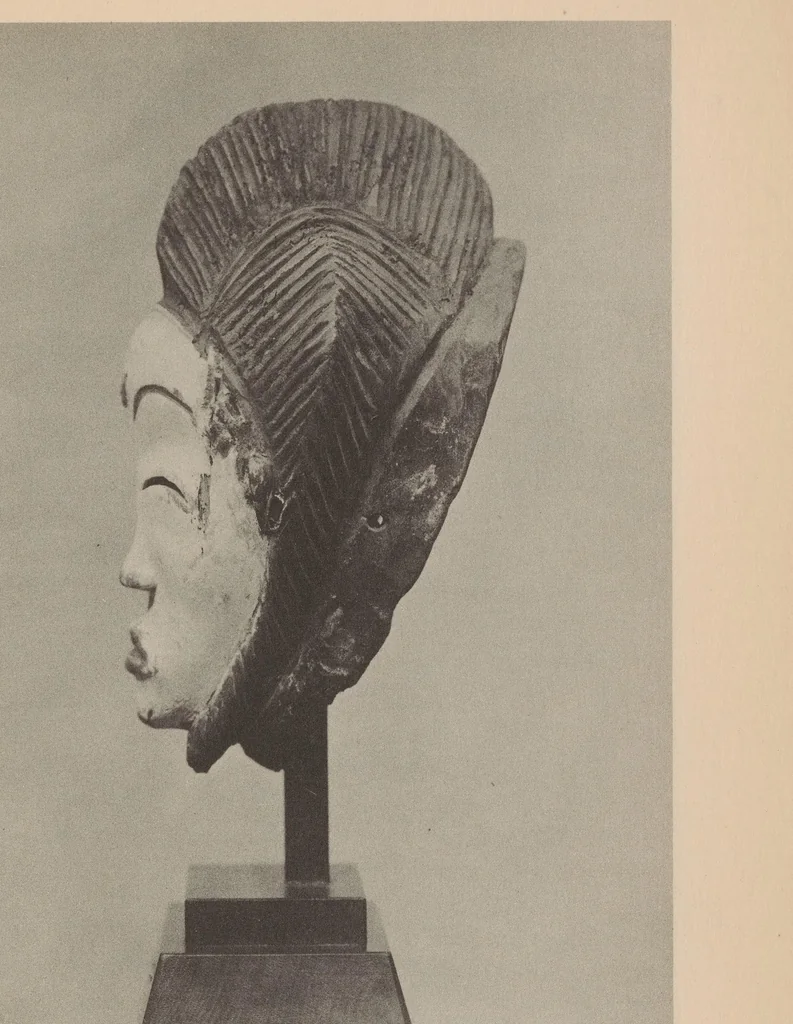 An illustration from Primitive negro sculpture, 1926, leaf 57
