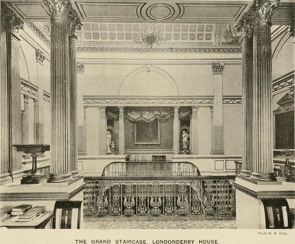 An illustration from The private palaces of London past and present, 1908, leaf 377