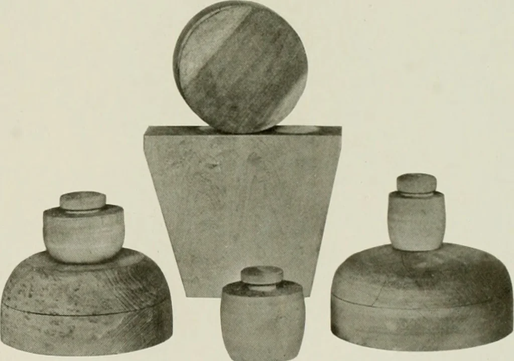 An illustration from Problems in woodwork in combination with other materials for elementary manual training, 1917, leaf 76