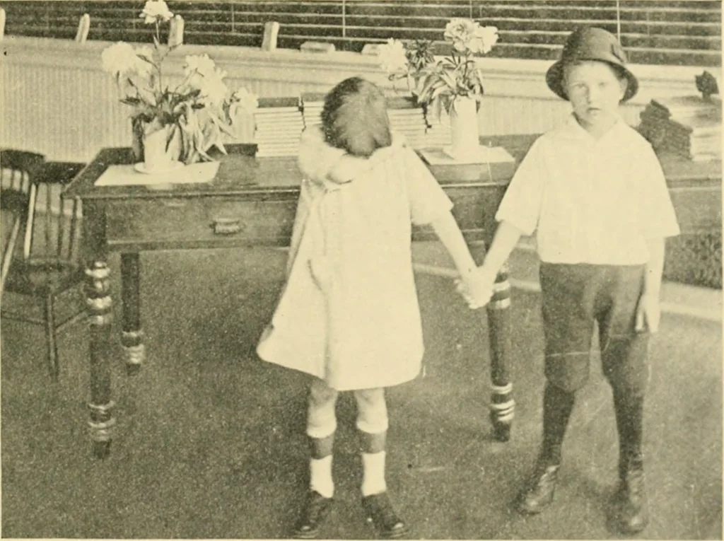 An illustration from Projects and games in the primary grades, 1922, leaf 148