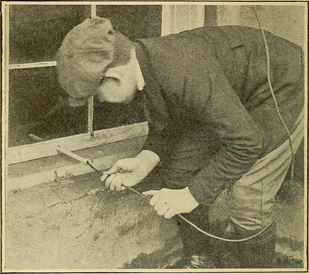 An illustration from Radio for everybody; being a popular guide to practical radio-phone reception and transmission and to the dot-and-dash reception and transmission of the radio telegraph, for the layman who wants to apply radio for his pleasure and profit without going into the special theories and the intricacies of the art, 1922, leaf 167