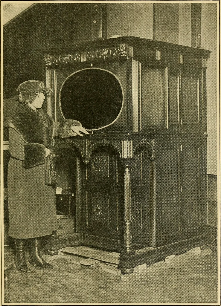 An illustration from Radio for everybody; being a popular guide to practical radio-phone reception and transmission and to the dot-and-dash reception and transmission of the radio telegraph, for the layman who wants to apply radio for his pleasure and profit without going into the special theories and the intricacies of the art, 1922, leaf 50