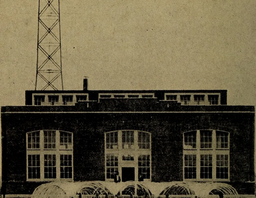 An illustration from Radio, miracle of the 20th century ... a story of human achievement that stands unrivalled in the history of humanity, together with a colorful portrayal, giving a broad, general view of the whole subject of wireless telegraph and telephone and its marvelous development, 1922, leaf 91
