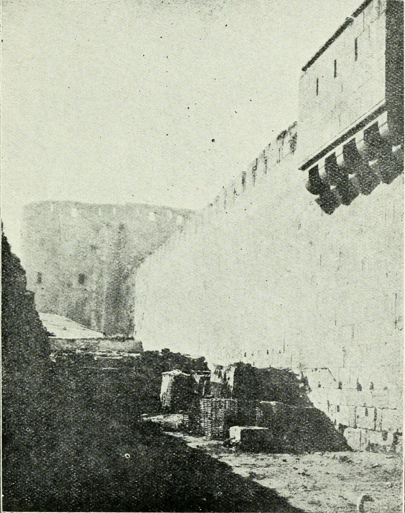 An illustration from Rambles in Cairo, 1917, leaf 38