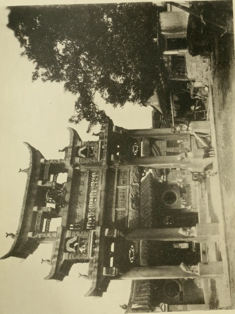 An illustration from The religious system of China, its ancient forms, evolution, history and present aspect, manners, customs and social institutions connected therewith. Published with a subvention from the Dutch colonial government, 1892, leaf 9