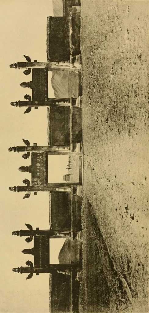 An illustration from The religious system of China, its ancient forms, evolution, history and present aspect, manners, customs and social institutions connected therewith, 1892, leaf 429