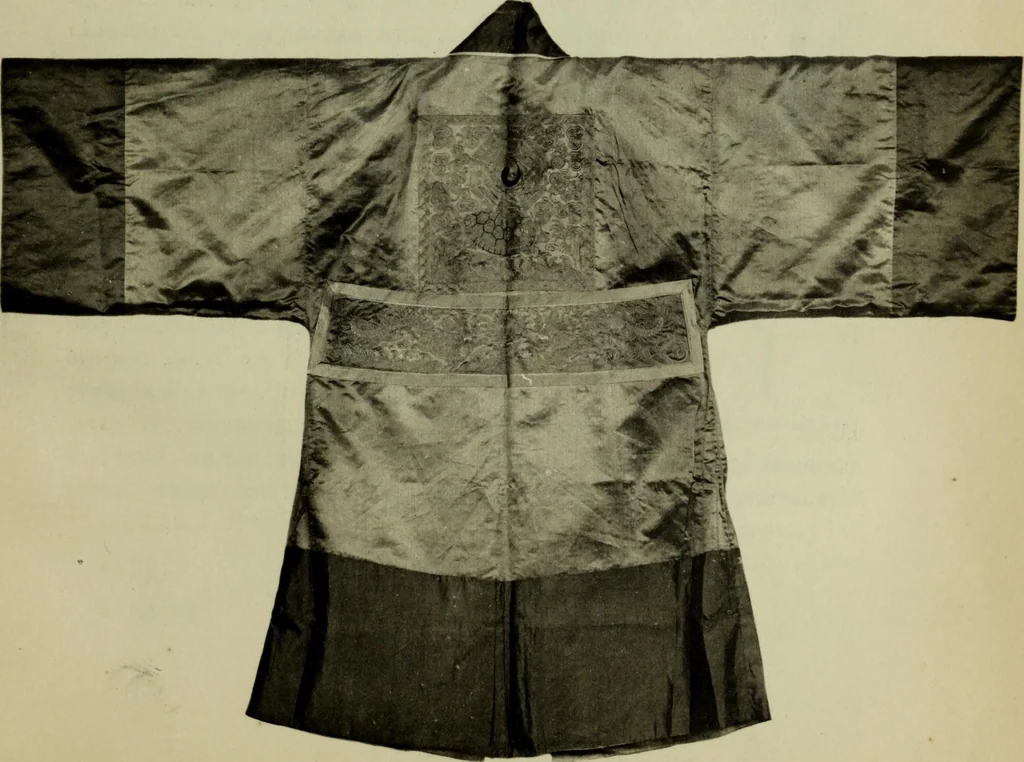 An illustration from The religious system of China, its ancient forms, evolution, history and present aspect, manners, custom and social institutions connected therewith, 1892, leaf 372