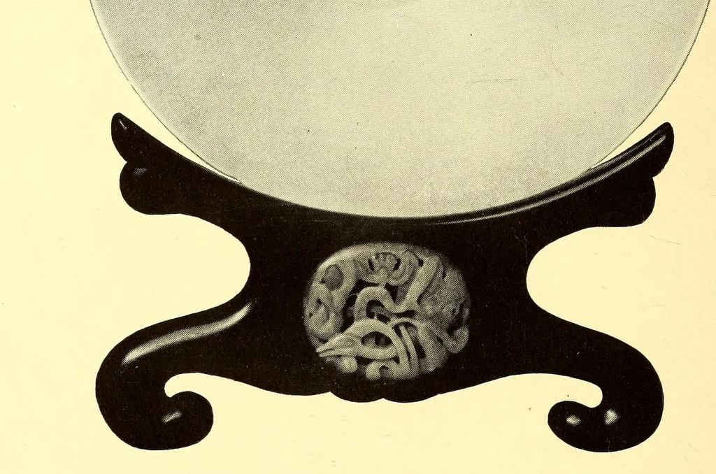 An illustration from The remarkable collection of the Imperial Prince Kung of China, 1913, leaf 12