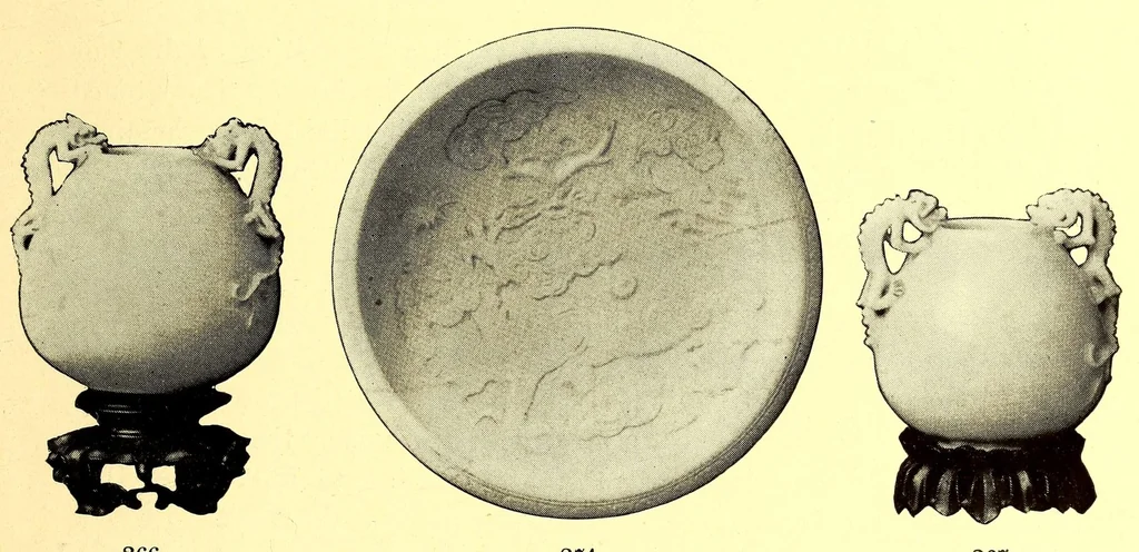 An illustration from The remarkable collection of the Imperial Prince Kung of China, 1913, leaf 5