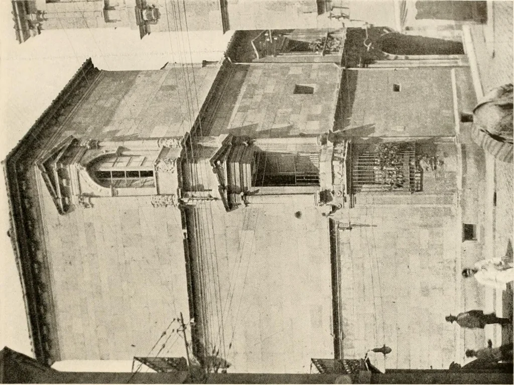 An illustration from The renaissance architectvre of central and northern Spain, a collection of photographs and measvred drawings,, 1920, leaf 110