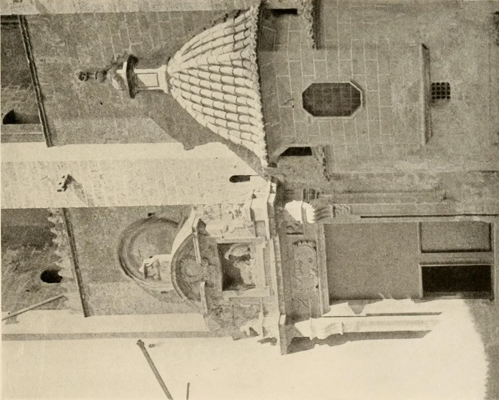 An illustration from The renaissance architectvre of central and northern Spain, a collection of photographs and measvred drawings,, 1920, leaf 178