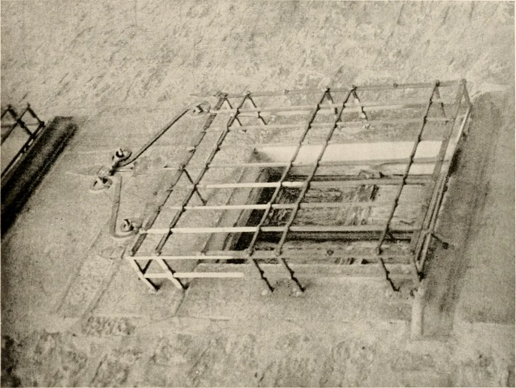 An illustration from The renaissance architectvre of central and northern Spain, a collection of photographs and measvred drawings,, 1920, leaf 222