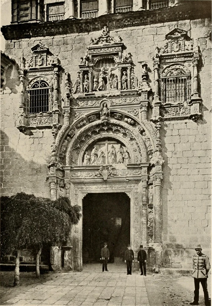 An illustration from The renaissance architectvre of central and northern Spain, a collection of photographs and measvred drawings,, 1920, leaf 28