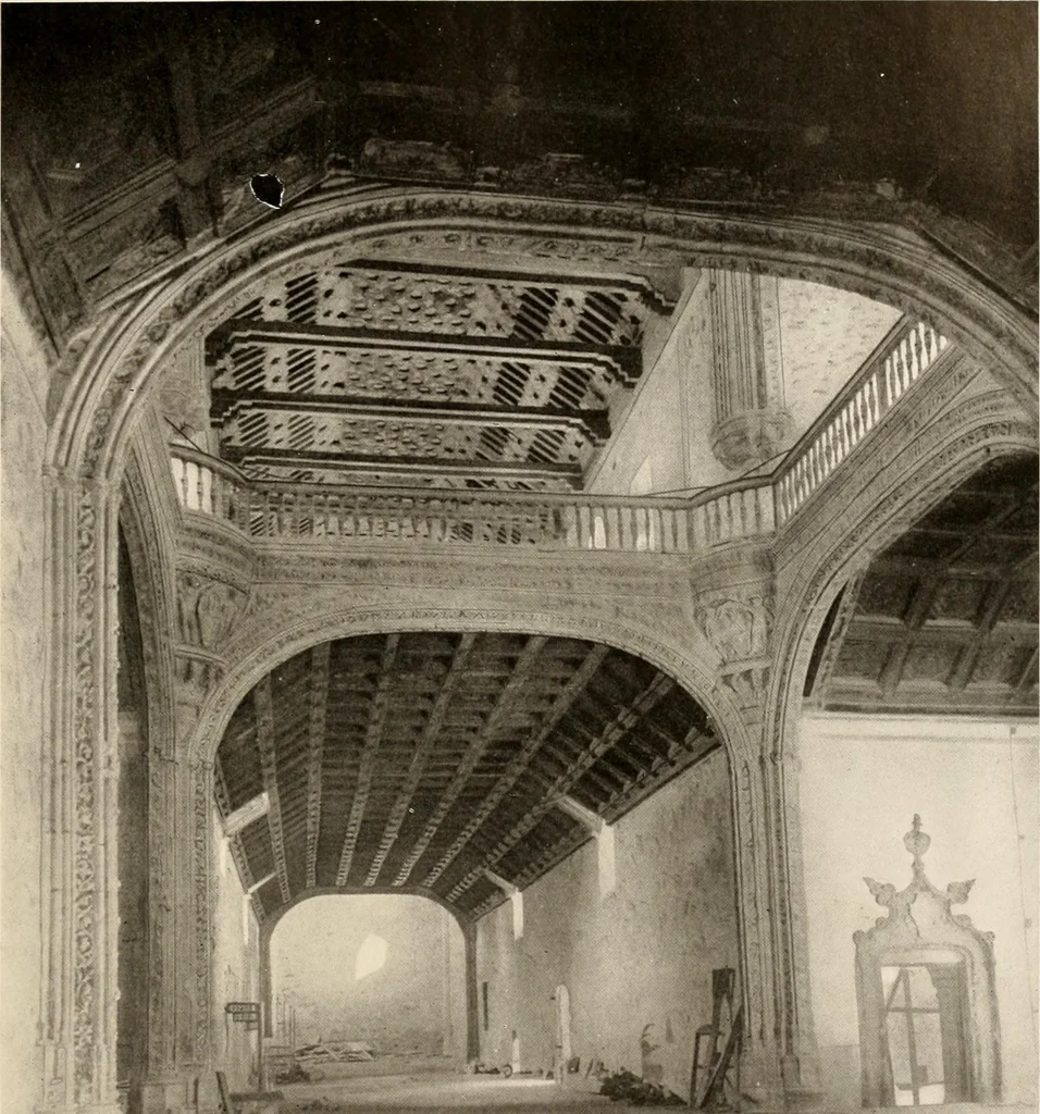 An illustration from The renaissance architectvre of central and northern Spain, a collection of photographs and measvred drawings,, 1920, leaf 36