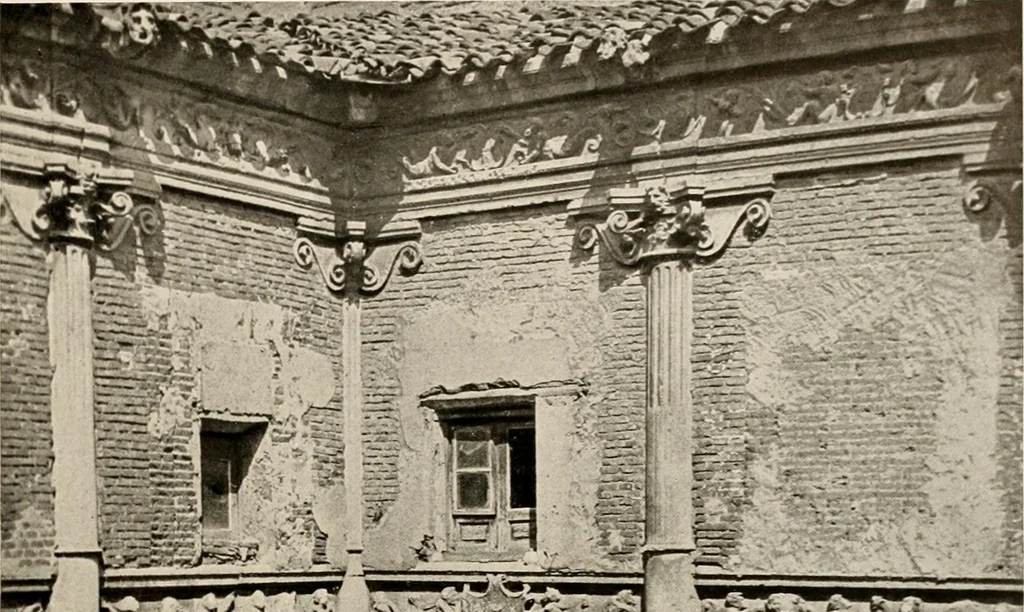 An illustration from The renaissance architectvre of central and northern Spain, a collection of photographs and measvred drawings,, 1920, leaf 76