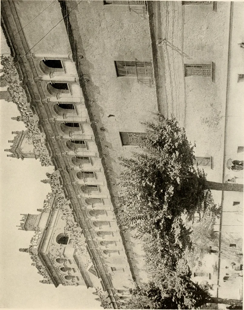 An illustration from The renaissance architectvre of central and northern Spain, a collection of photographs and measvred drawings,, 1920, leaf 94