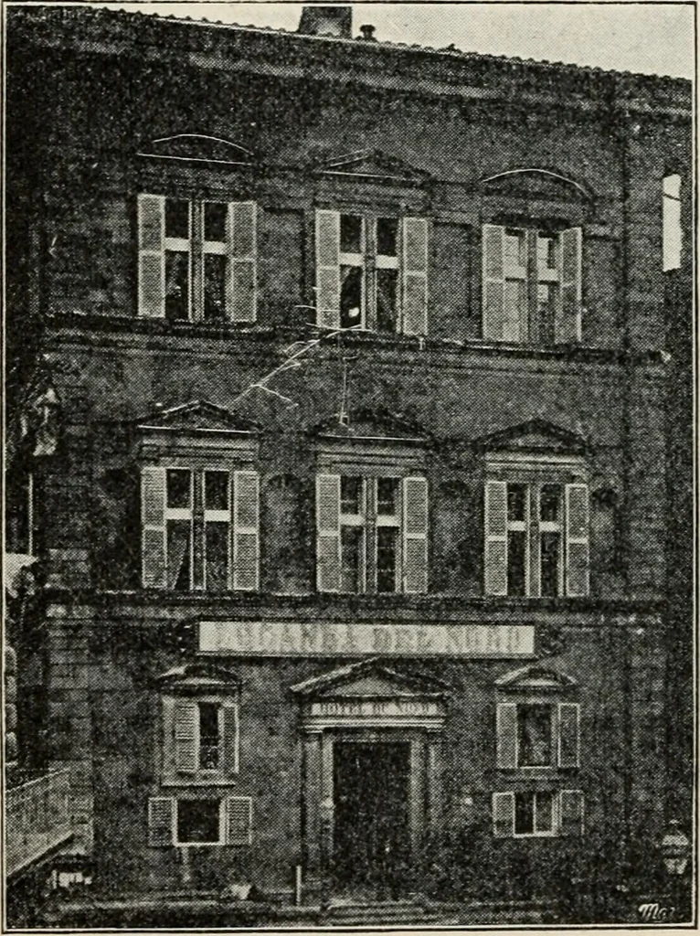 An illustration from Renaissance and modern art, 1908, leaf 101
