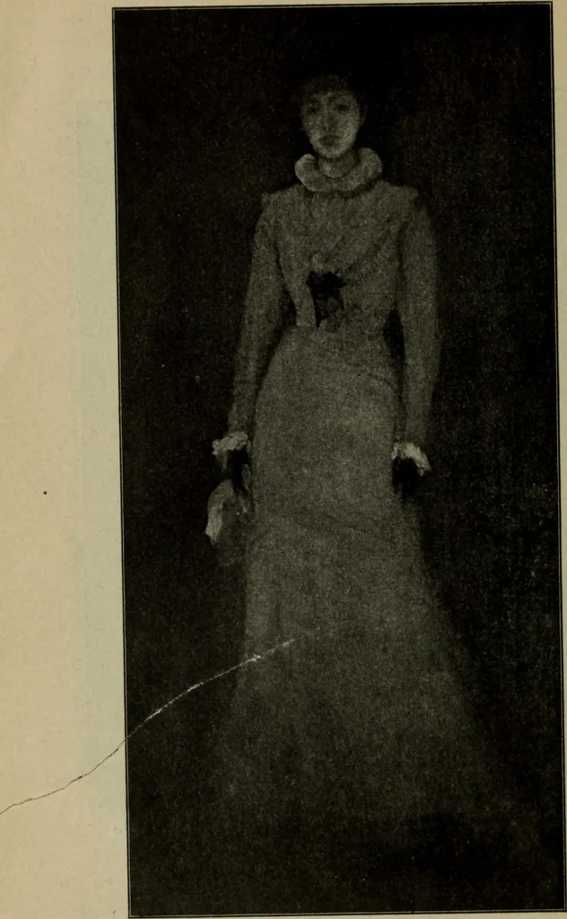 An illustration from Renaissance and modern art :, 1913, leaf 291