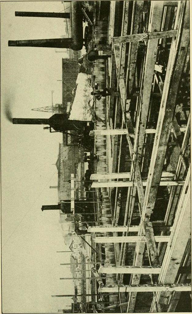 An illustration from Report of the Cambridge bridge commission and report of the chief engineer upon the construction of Cambridge bridge, 1909, leaf 94