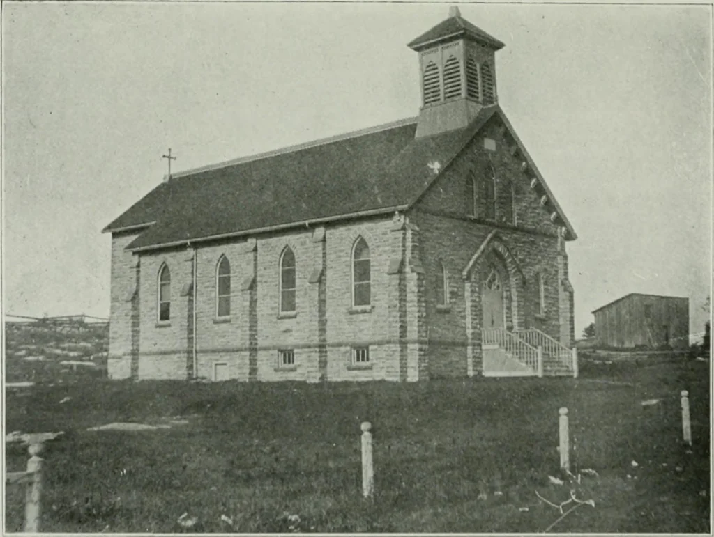 An illustration from Report on the building and ornamental stones of Canada, 1912, leaf 486