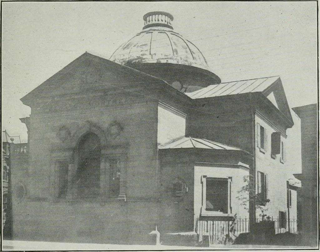 An illustration from ... Report on the building and ornamental stones of Canada, vol. I-V, 1912, leaf 118