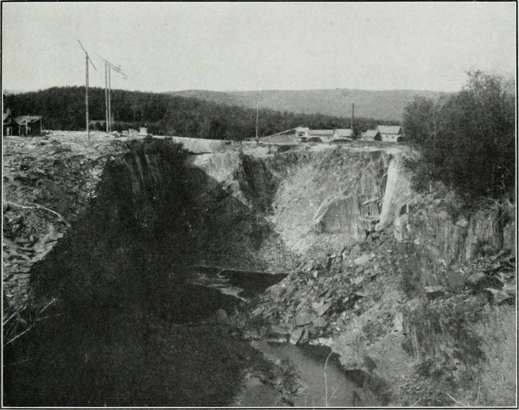 An illustration from ... Report on the building and ornamental stones of Canada, vol. I-V, 1912, leaf 356