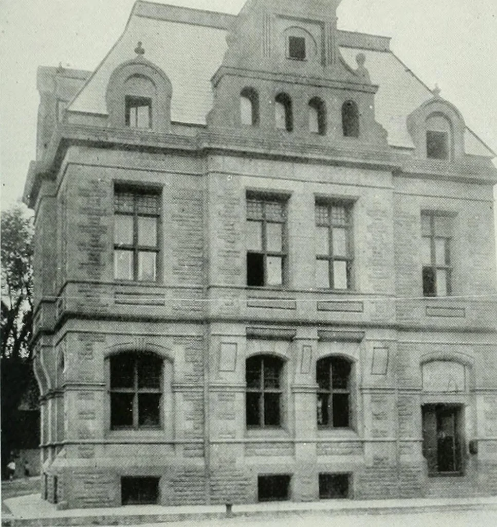 An illustration from Report on the building and ornamental stones of Canada, 1912, leaf 58