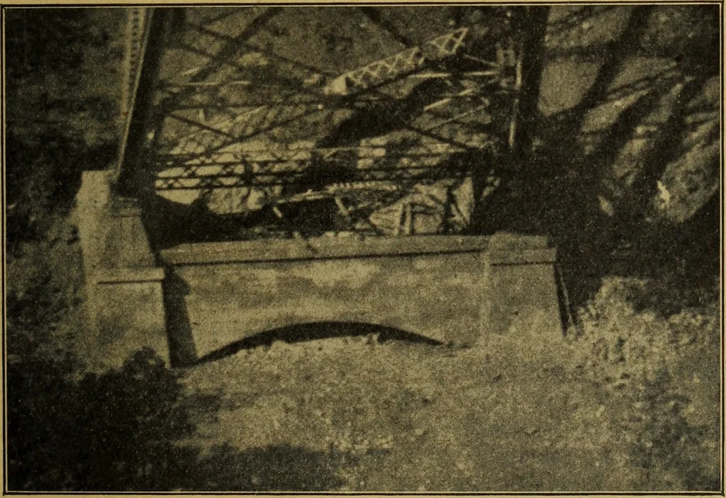 An illustration from Revision of the Niagara Railway Arch Bridge, 1920, leaf 74