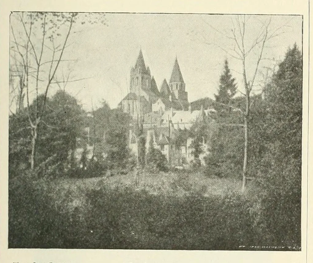 An illustration from Revue de l'art chrétien, 1857, leaf 557