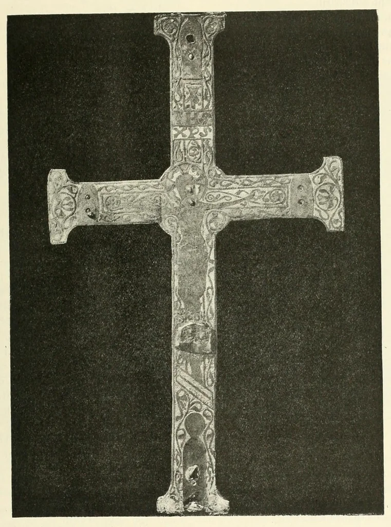 An illustration from Revue de l'art chrétien, 1857, leaf 43
