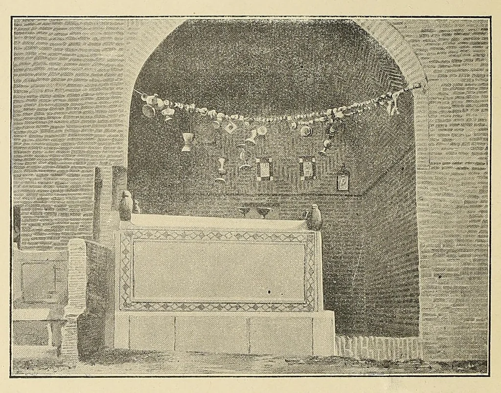 An illustration from Revue d'ethnographie et de sociologie, 1910, leaf 18